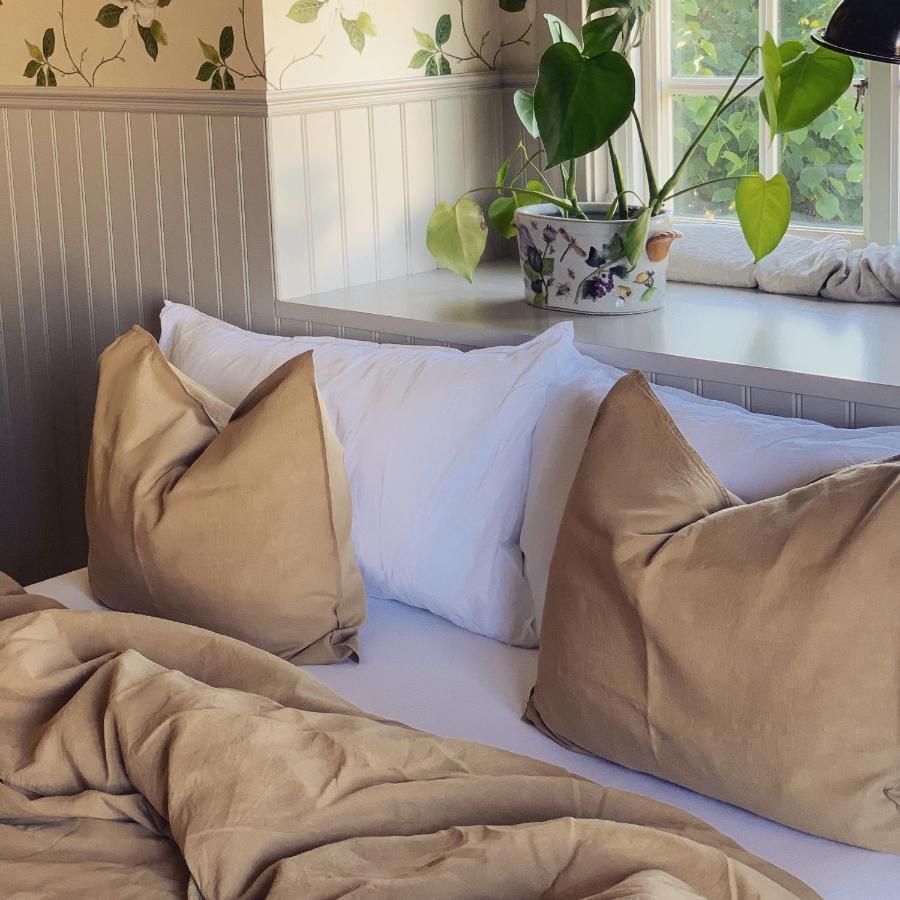 Villamilsten B&B Lidkoping Luaran gambar