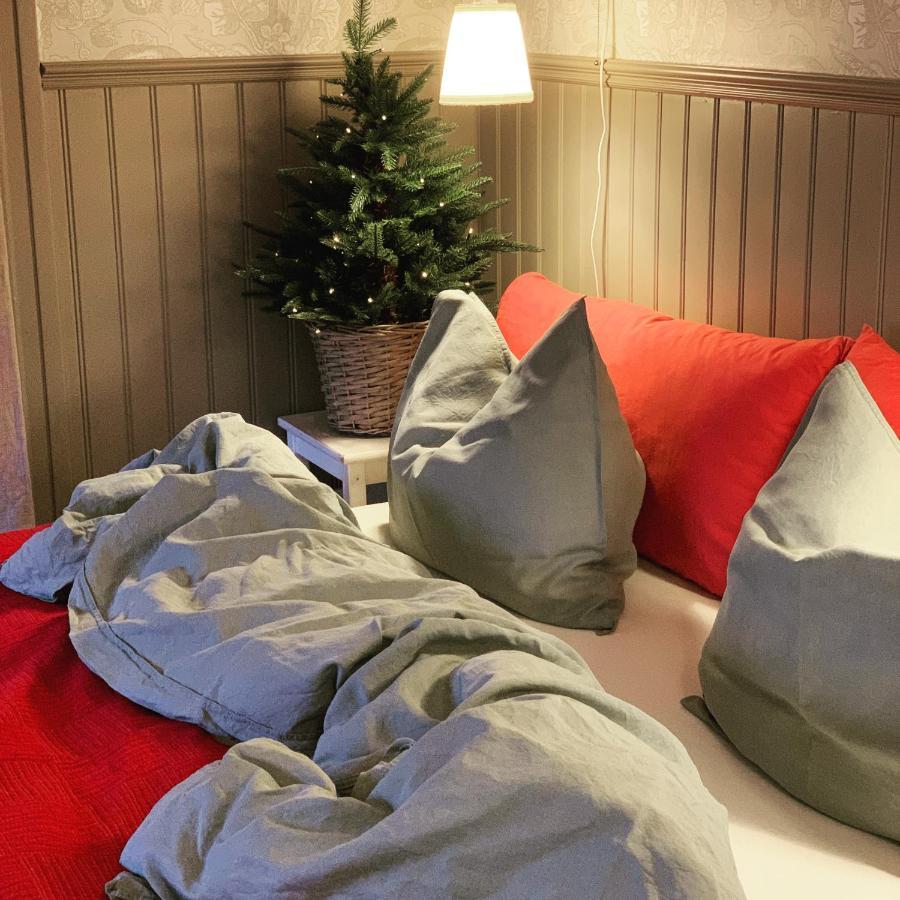 Villamilsten B&B Lidkoping Luaran gambar