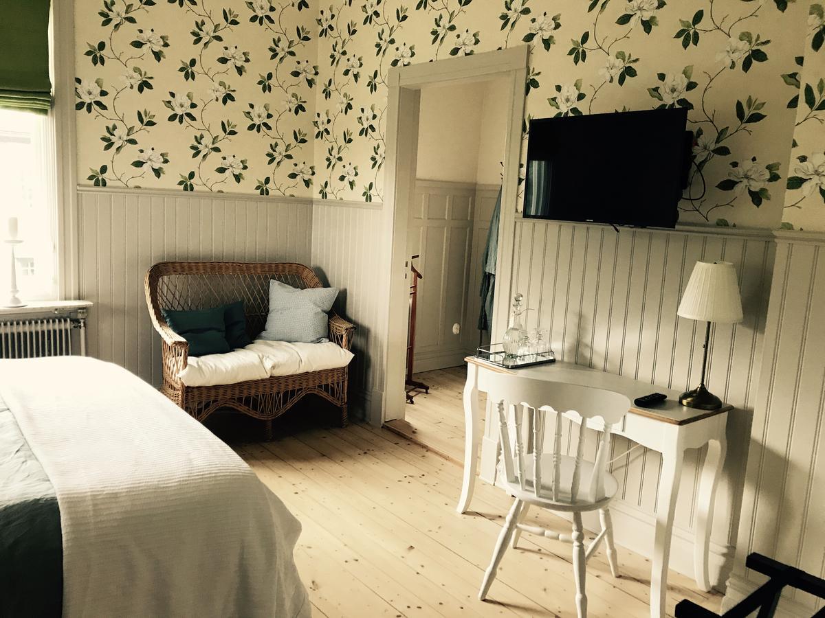 Villamilsten B&B Lidkoping Luaran gambar